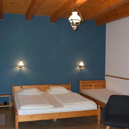 Nyitott Kapu Vendeghaz 3*