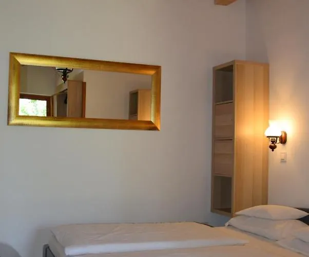Nyitott Kapu Vendeghaz 3*